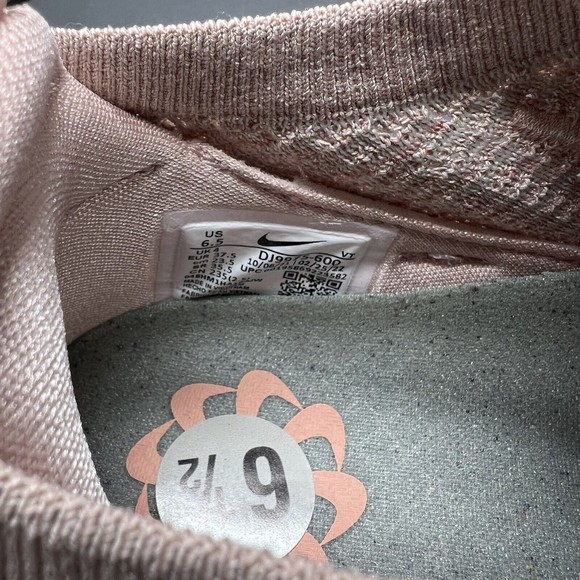 Nike Air VaporMax 2021 Flyknit DJ9975-600 Pink Oxford Women Size 6.5 NEW - Picture 11 of 15